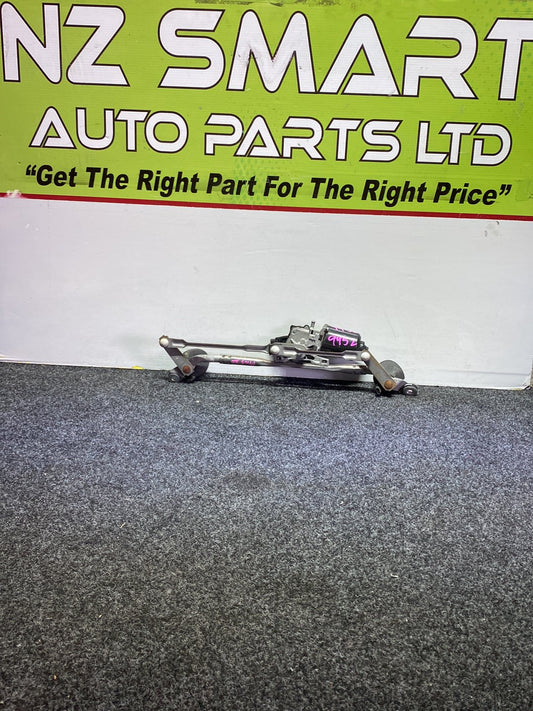 Used Toyota Prius - Front Wiper Rack Assembly