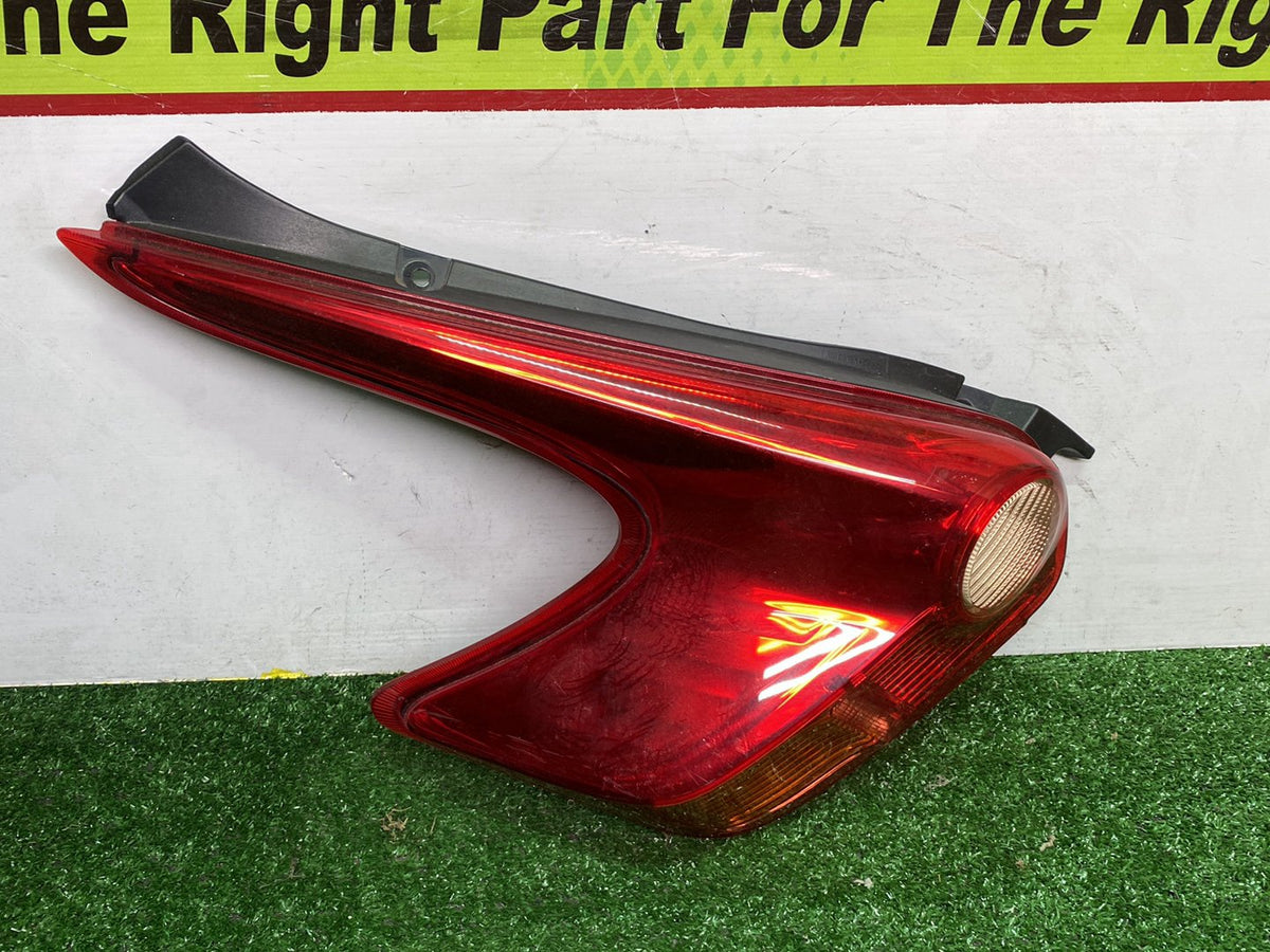 Jun 2010 to Jan 2015 - Nissan Juke F15 - Left Taillight