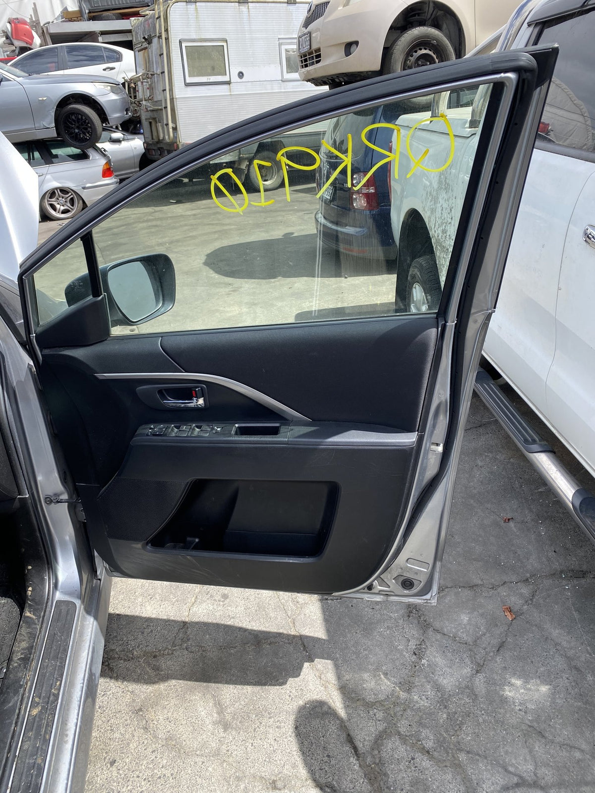 2013 Mazda Premacy CWFFW- Dismantling For Parts