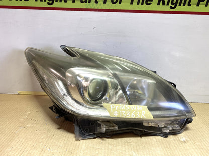 2013 Used Toyota Prius ZVW30 - Right Headlight PN: Koito 47-52