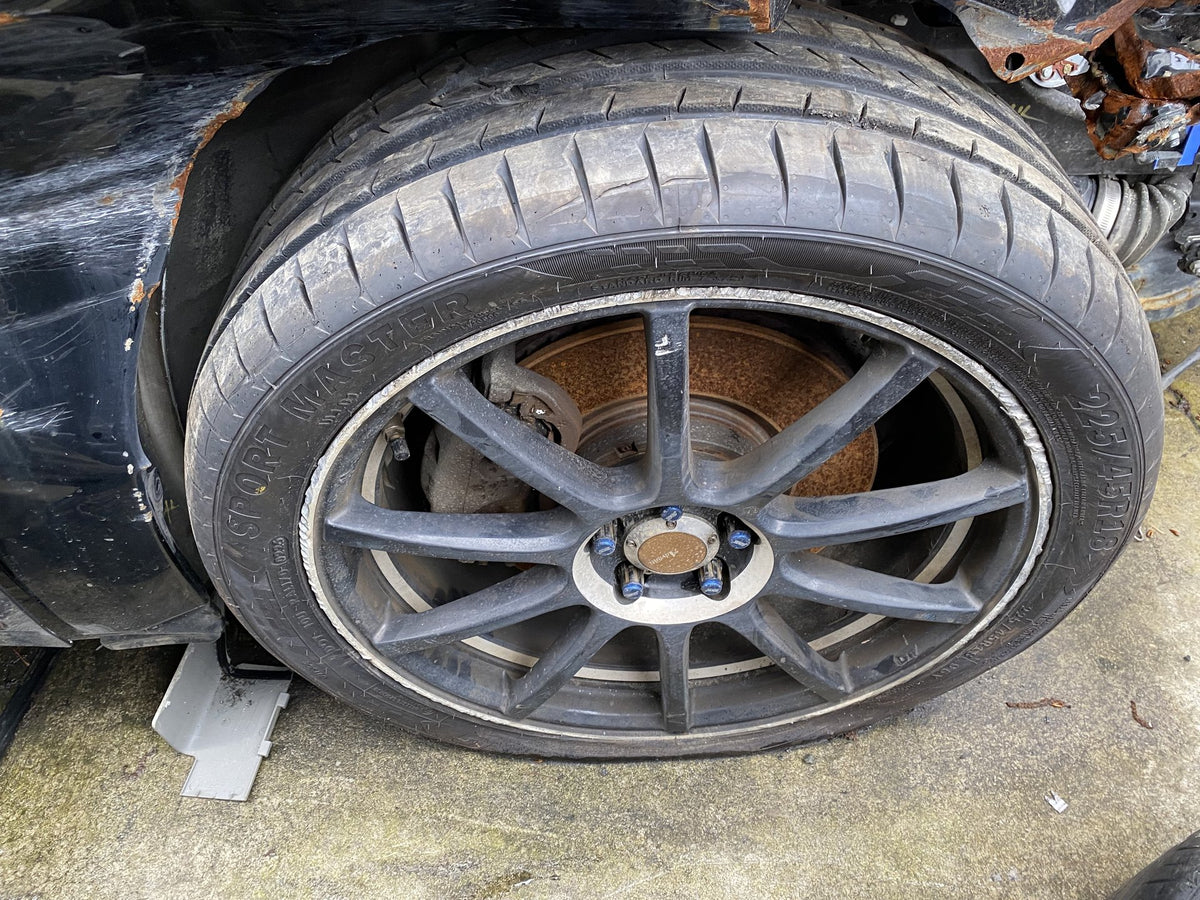 2013 Subaru Legacy 2.0R BRG- Dismantling For Parts