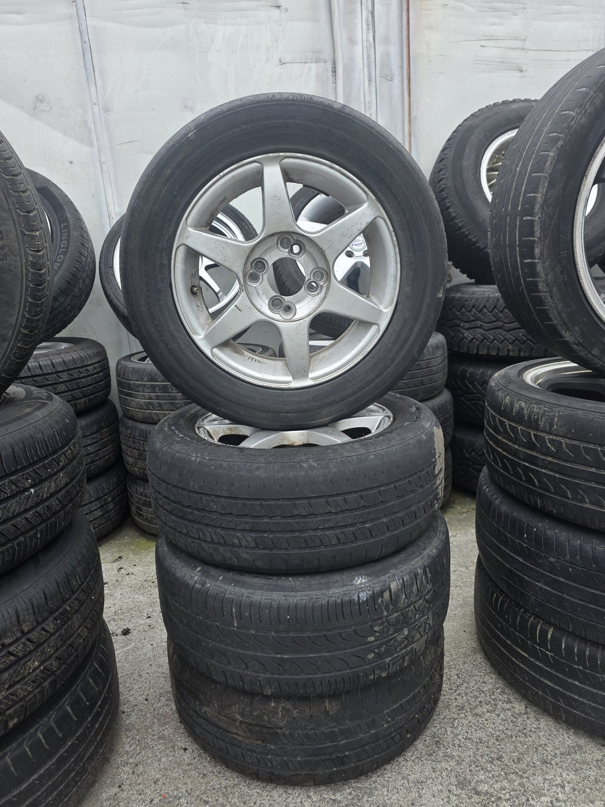 Mag Wheel Set 4x100 Stud Pattern