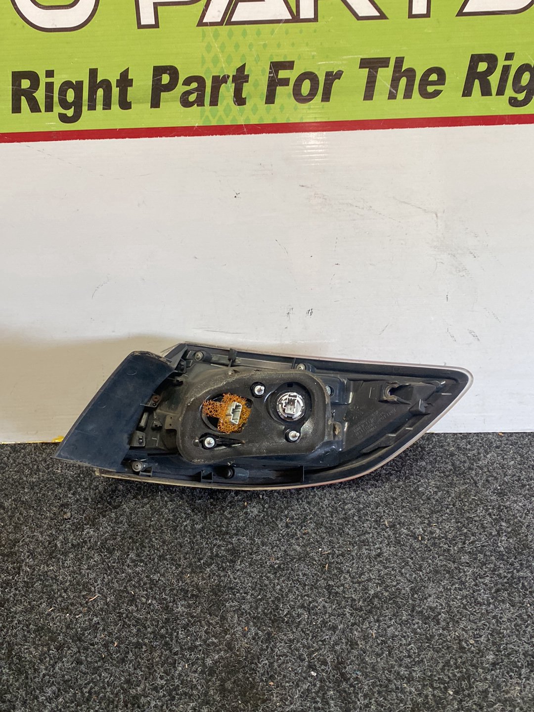 2012 Mazda Axela - Left Taillight PN: STANLEY P8240