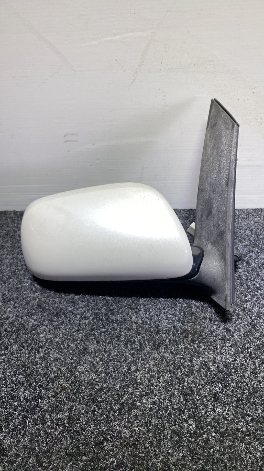 2006 Used Toyota Wish E10 ANE11 - Right Door Mirror PN: 7 WIRE TYPE