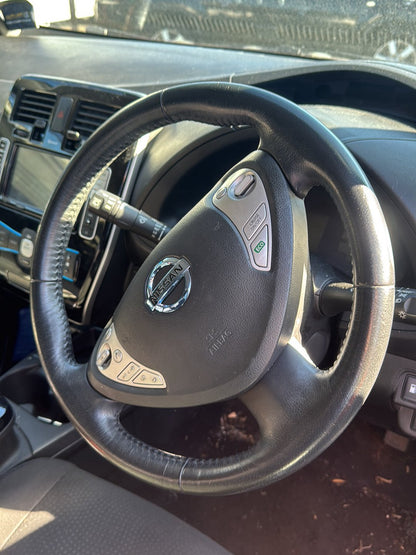 2016 Nissan Leaf  Dismantling For Parts