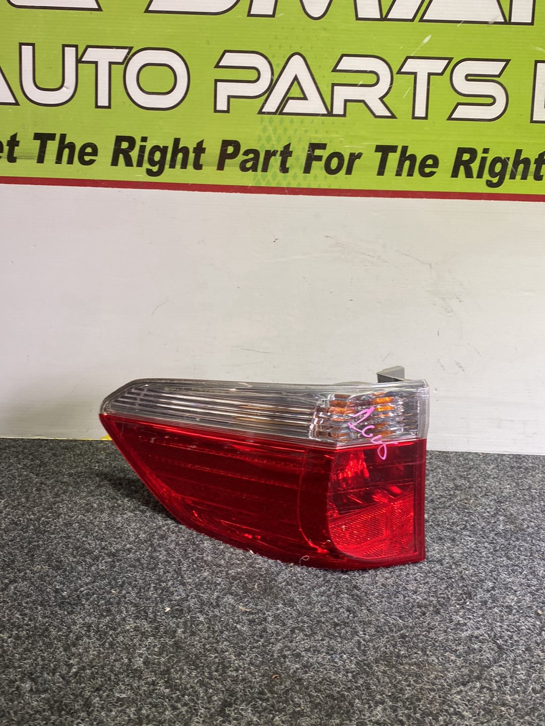 2008 Honda Airwave GJ1 - Left Taillight PN: KOITO 220-22591