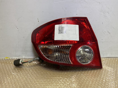 2005 Hyundai Getz - Left Taillight PN: