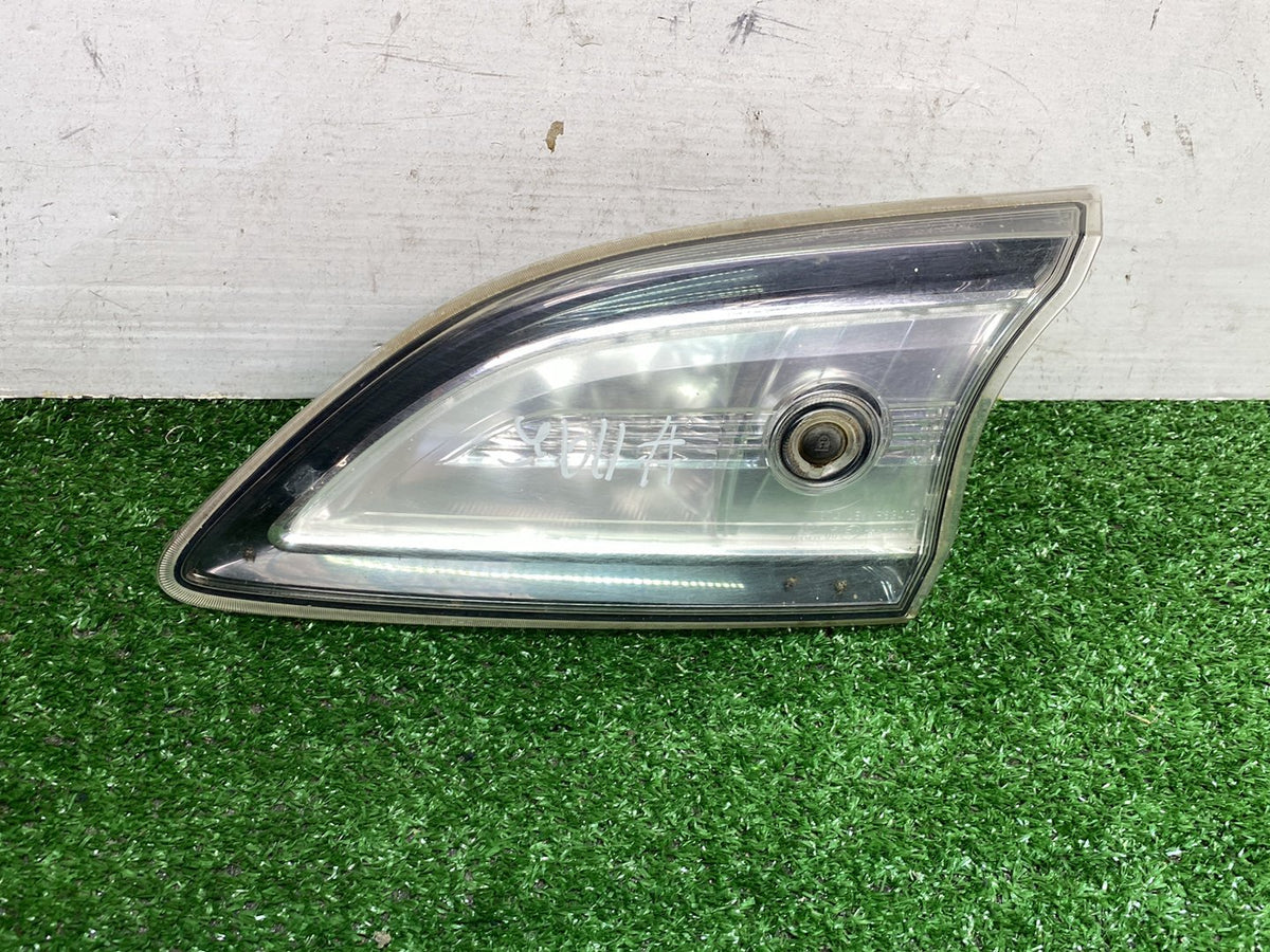 2009 Mazda Axela - Right Boot Light PN: STANLEY P8241