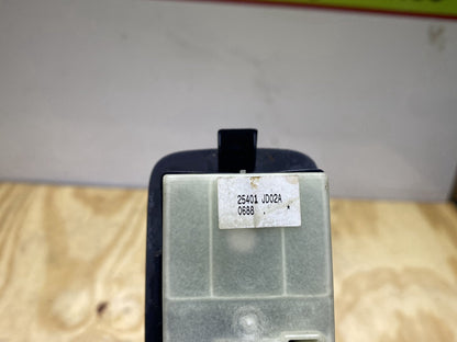 2008 Nissan Dualis KJ10 - Master Power Window Switch