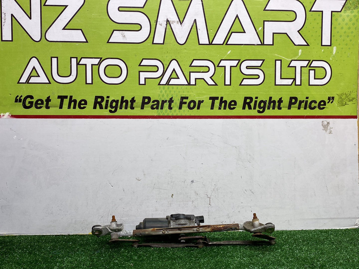 2005 Used Toyota Ist NCP60 - Wiper Motor PN: 8511052270