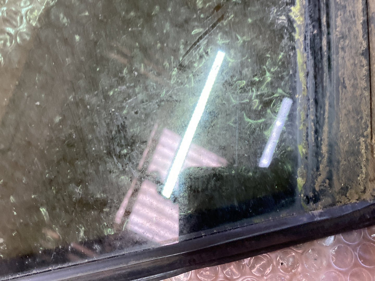 2008 Nissan Tiida- Right Rear Quarter Door Glass PN: M31G8