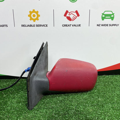 2004 Used Toyota Ist - Left Door Mirror PN: 5 Wires