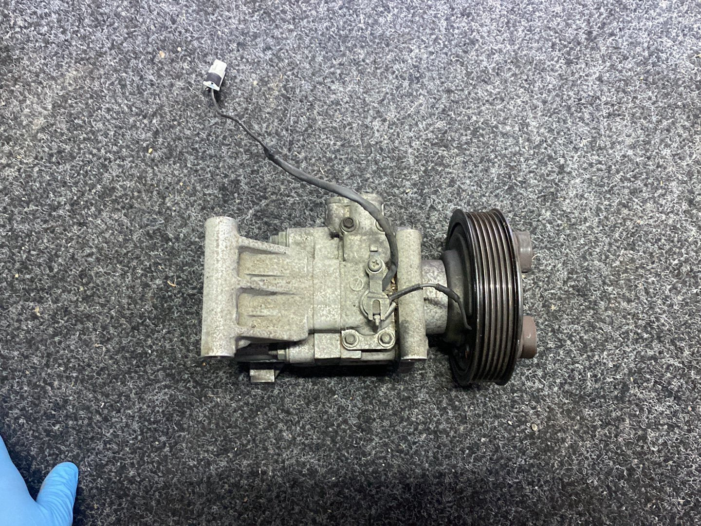 2009 Mazda Demio DE5FS - A/C Compressor
