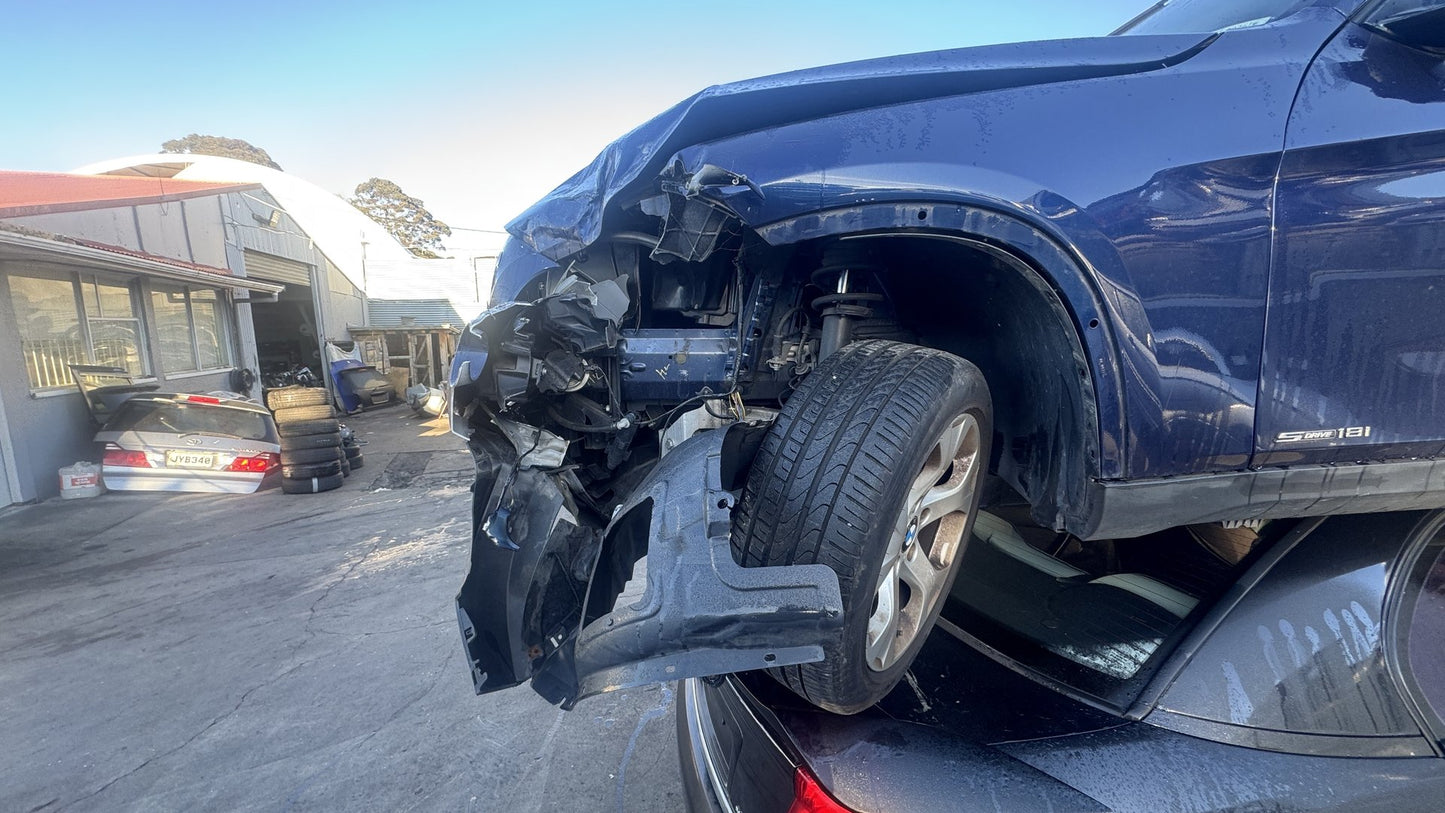 2013 BMW X1 sDrive20i WBAVL32090VU75318  Dismantling For Parts