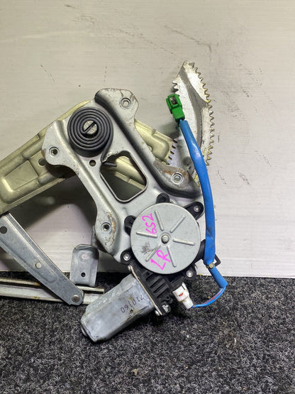 2007 Subaru Forester SG5 - Left Front Window Regulator/Motor