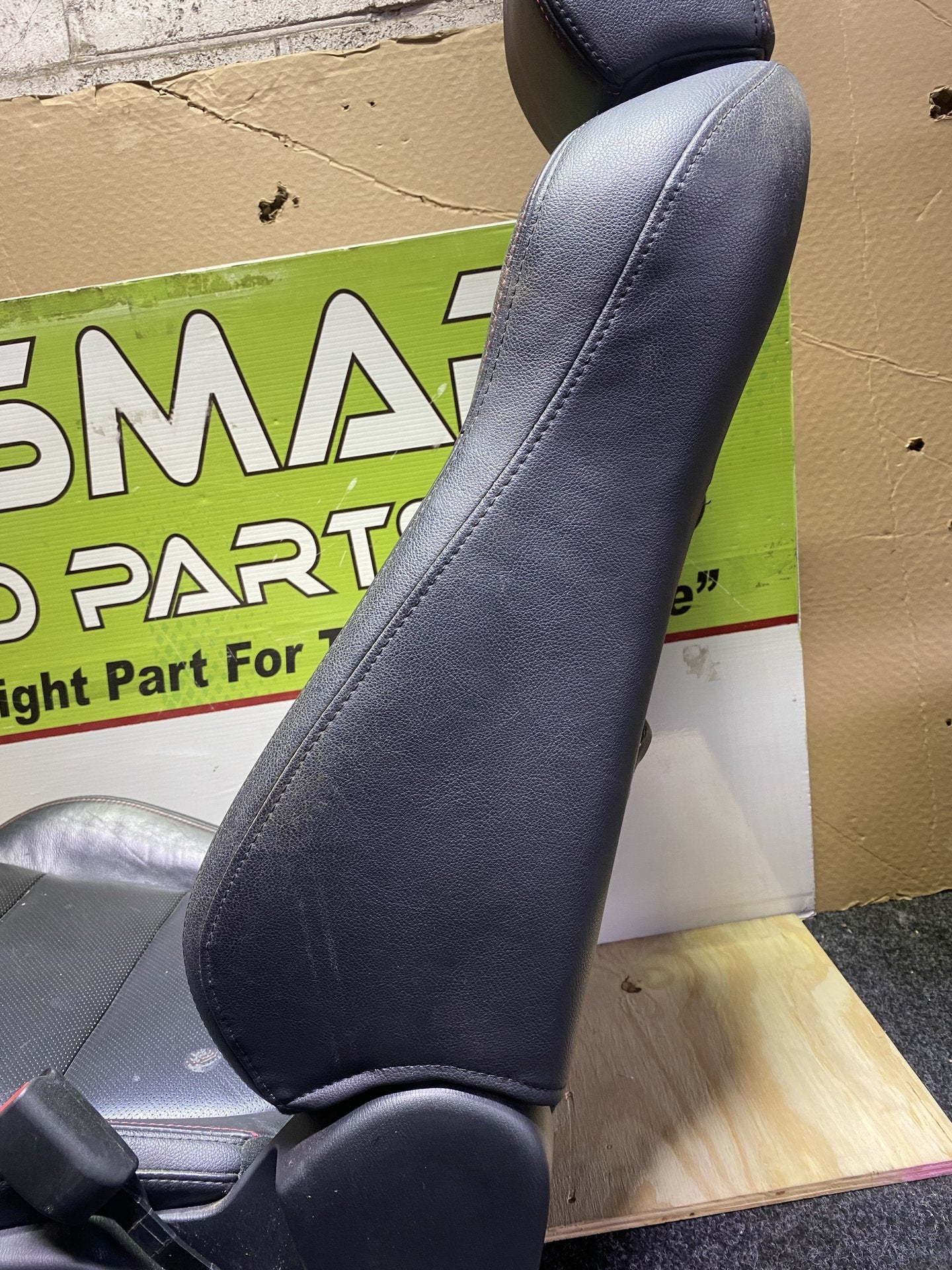 2013 Mazda CX-5 KE2AW - Right Front Seat