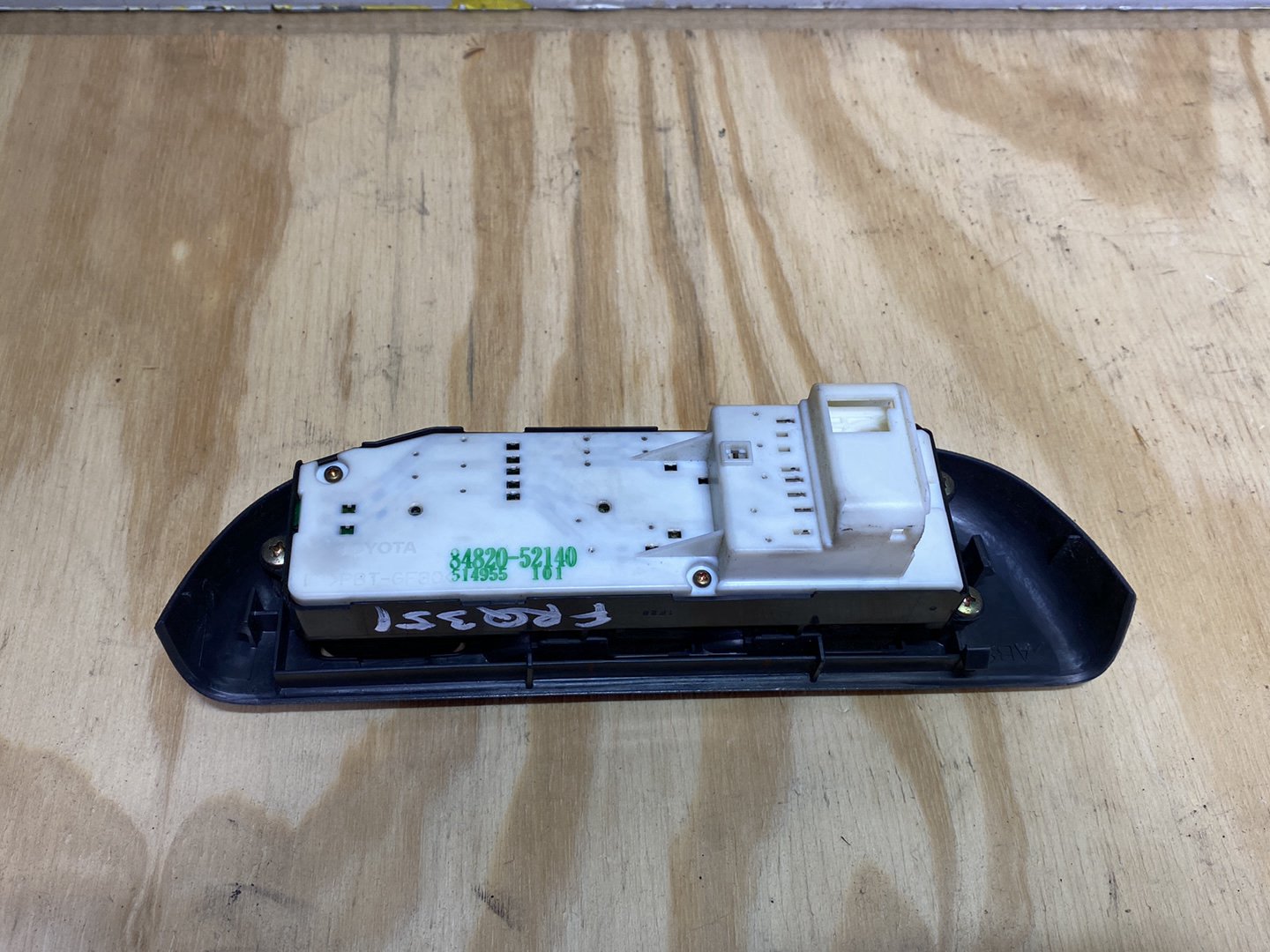 2003 Toyota Fun Cargo NCP20 - Master Power Window Switch PN: 84820-52140