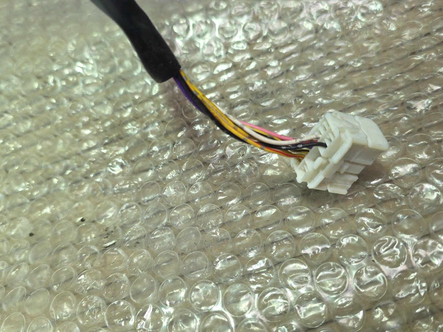 2005 Honda Accord- Left Door Mirror PN: 7 wires