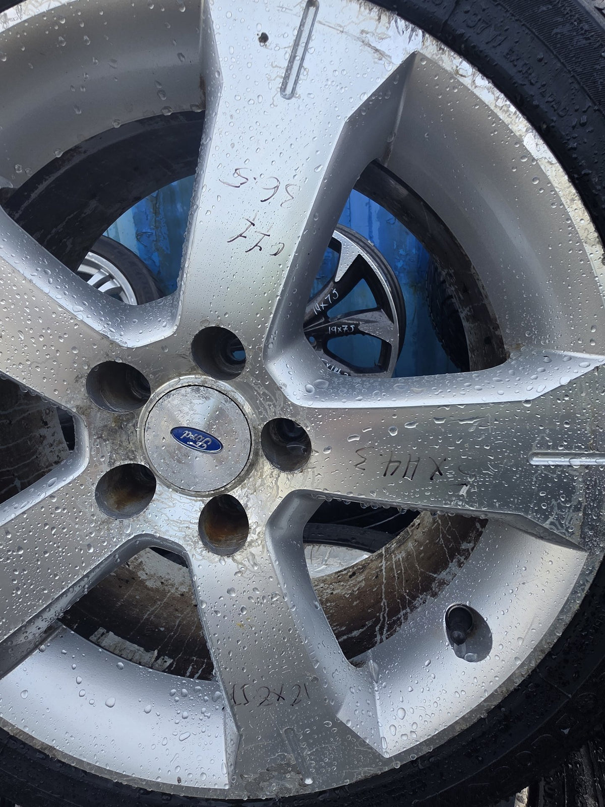 Ford - Mag Wheel Set PN: Stud Pattern 5x114.3/ Wheel Size 18x8JJ/ Offset 36.5