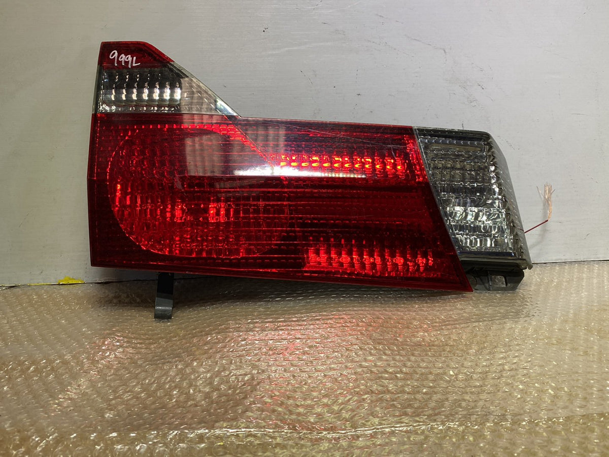 2005 Used Toyota Alphard- Left Taillight PN: 8159158030