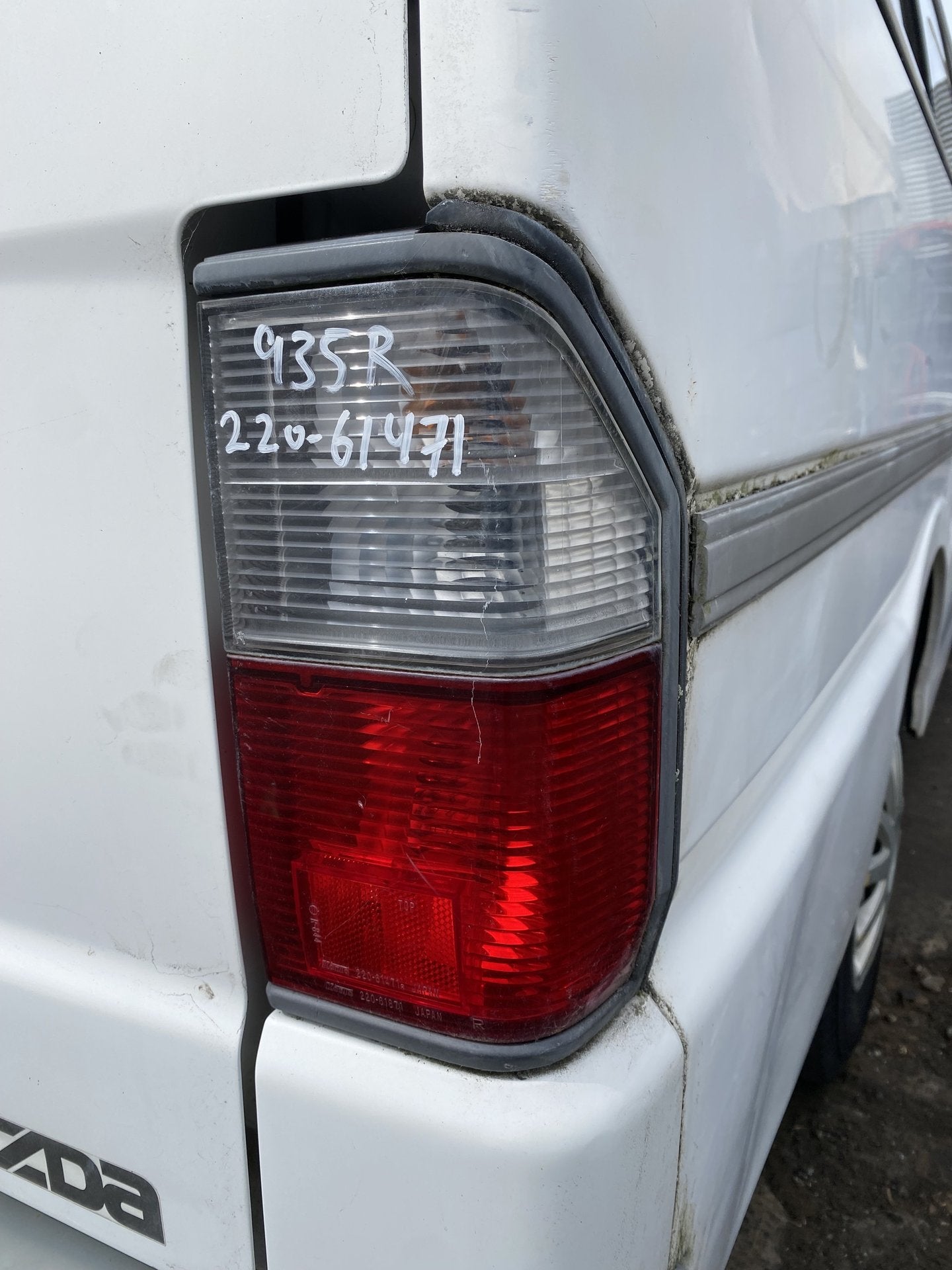 2005 Mazda E2000 Dismantlinng For Parts