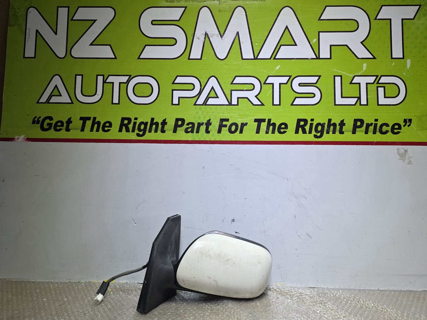 2004 Used Toyota Corolla- Left Door Mirror PN: 5 wires