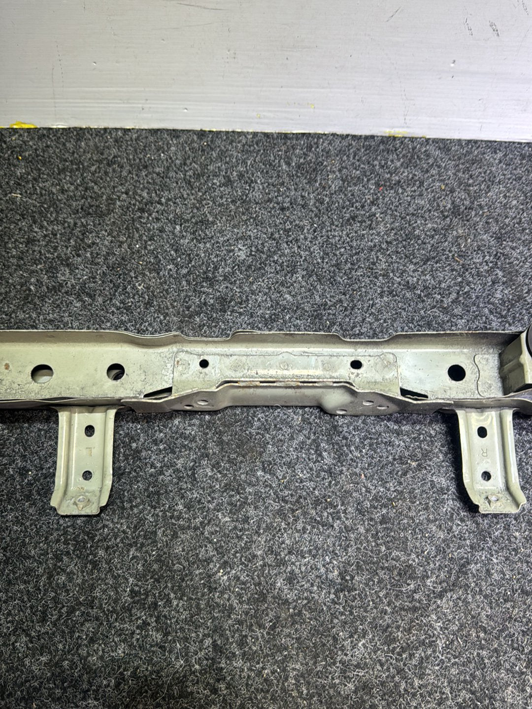 2011 Nissan Juke YF15 - Radiator Support