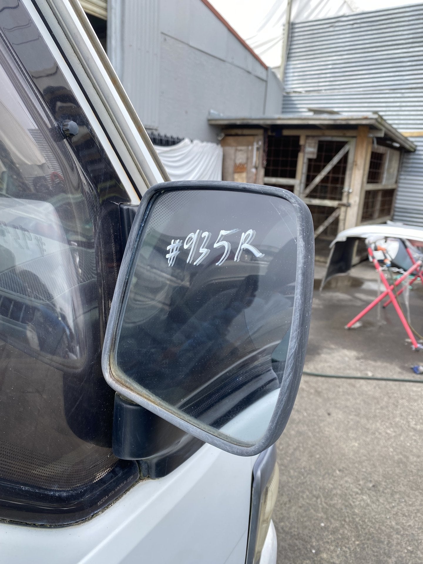 2005 Mazda E2000 Dismantlinng For Parts