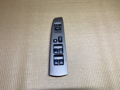 Used Toyota Prius W20 - Master Power Window Switch PN: 84040-47061