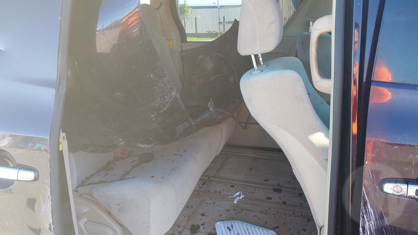 2010 Toyota Vellfire ANH20 Dismantling For Parts