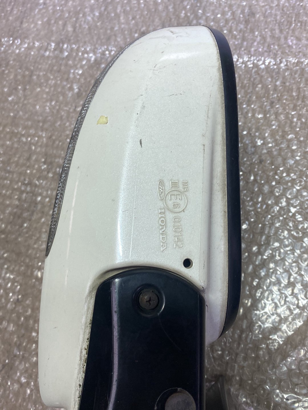 2005 Honda Accord- Left Door Mirror PN: 8 wires