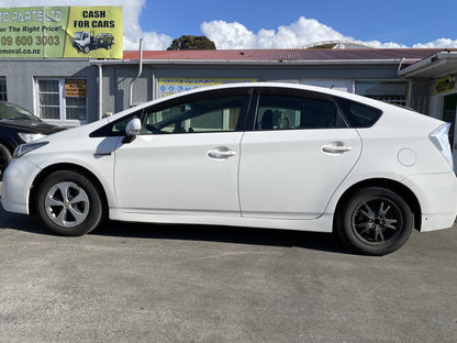 2015 Toyota Prius ZVW30 Dismantling For Parts