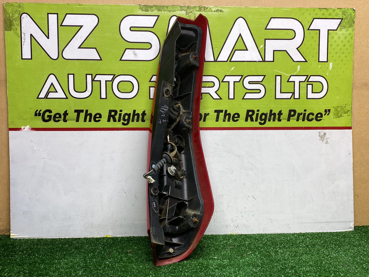 2010 - 2013 - Nissan X-Trail T31 - Left Taillight - Body Mounted, Led Type PN: KOITO 220-23308
