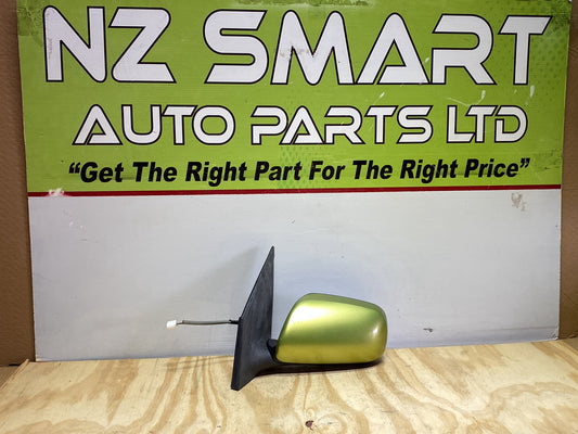 2007 Toyota Passo - Left Door Mirror PN: 3 wires