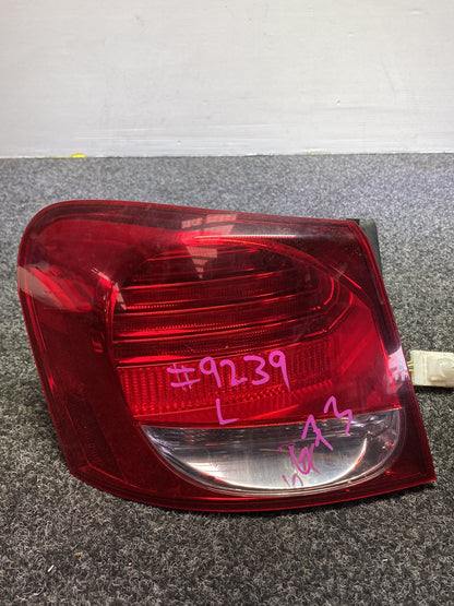 2006 Lexus GS450h - Left Taillight PN: KOITO 30-325
