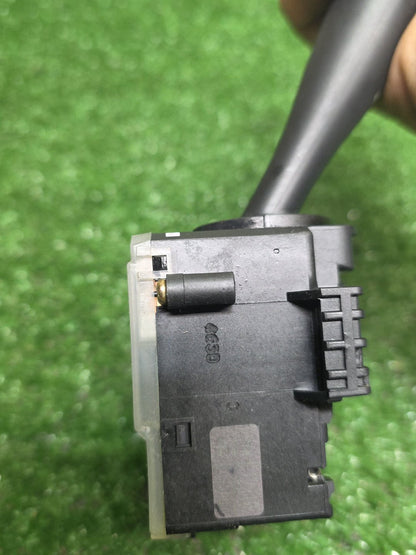 2005 Used Toyota Ist NCP60 - Headlight Switch PN: See photos