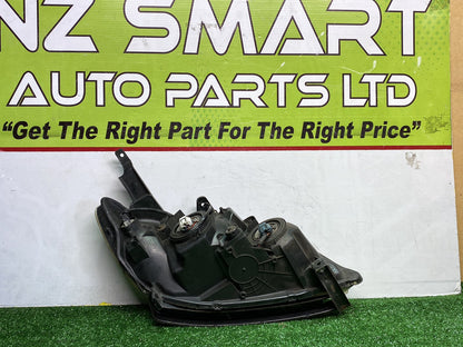 2004 Honda Civic - Left Headlight PN: STANLEY P3703