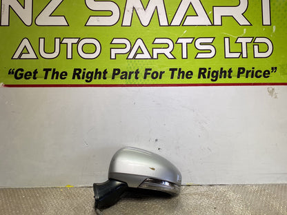 2011  Used Toyota Prius- Left Door Mirror PN: 7 wires
