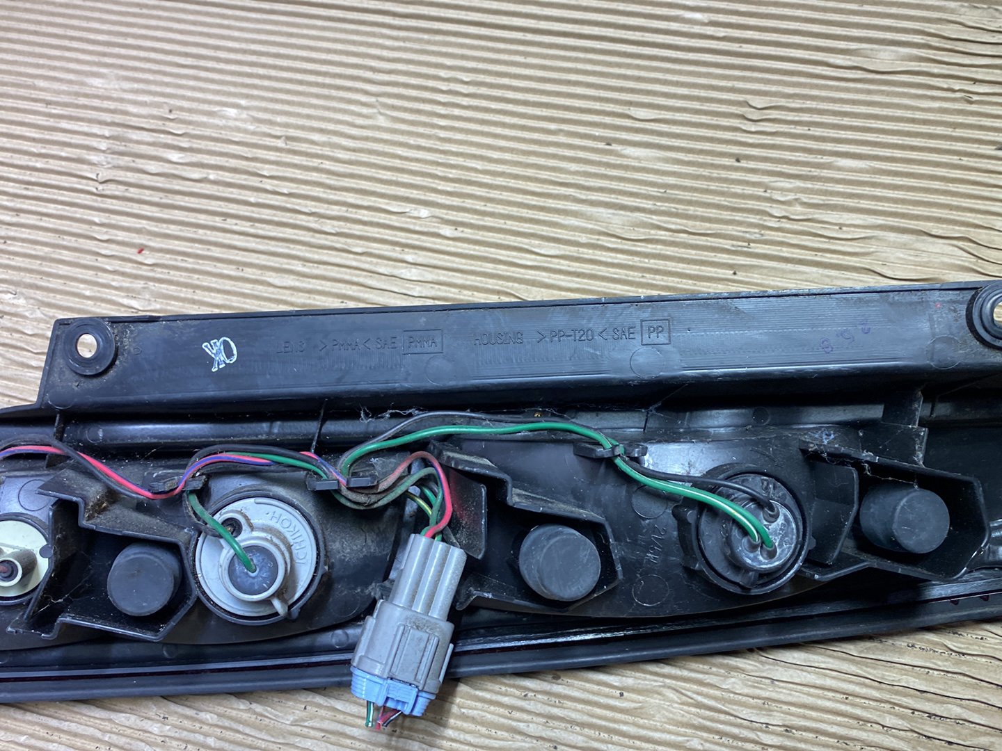 2002 Nissan Cube- Left Taillight PN: see photos