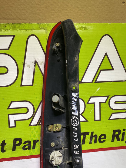 2001 Mitsubishi Lancer- Right Taillight PN: 220-87508