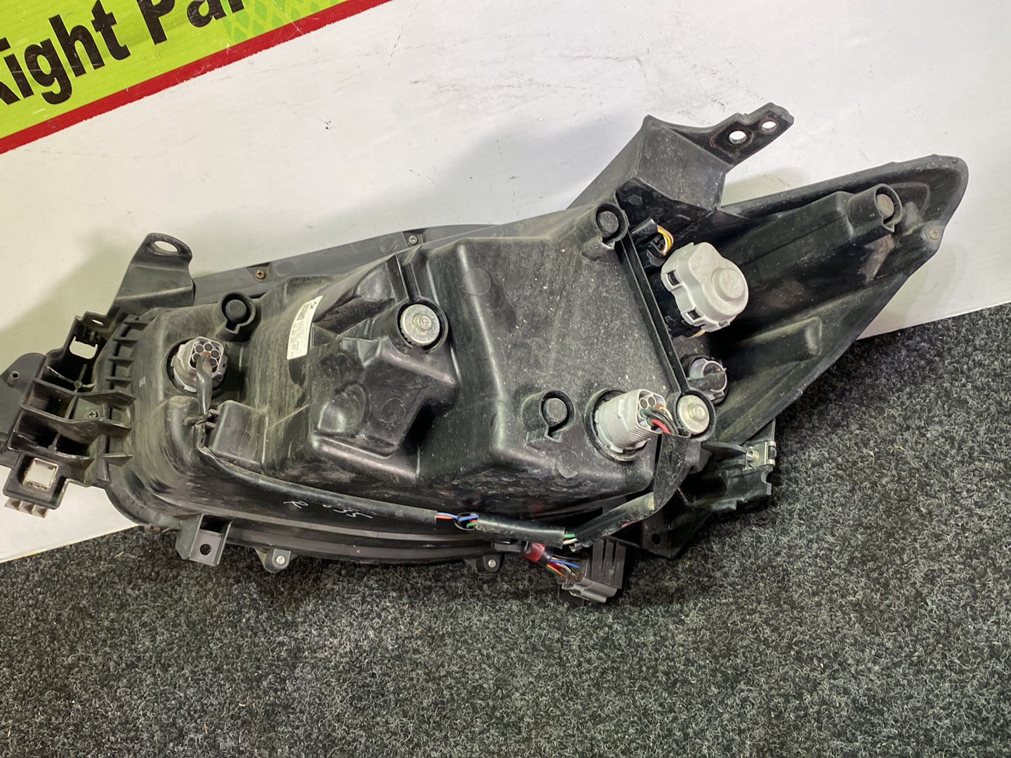 2015 Mazda CX-5 KE2AW - Right Headlight PN: see photos