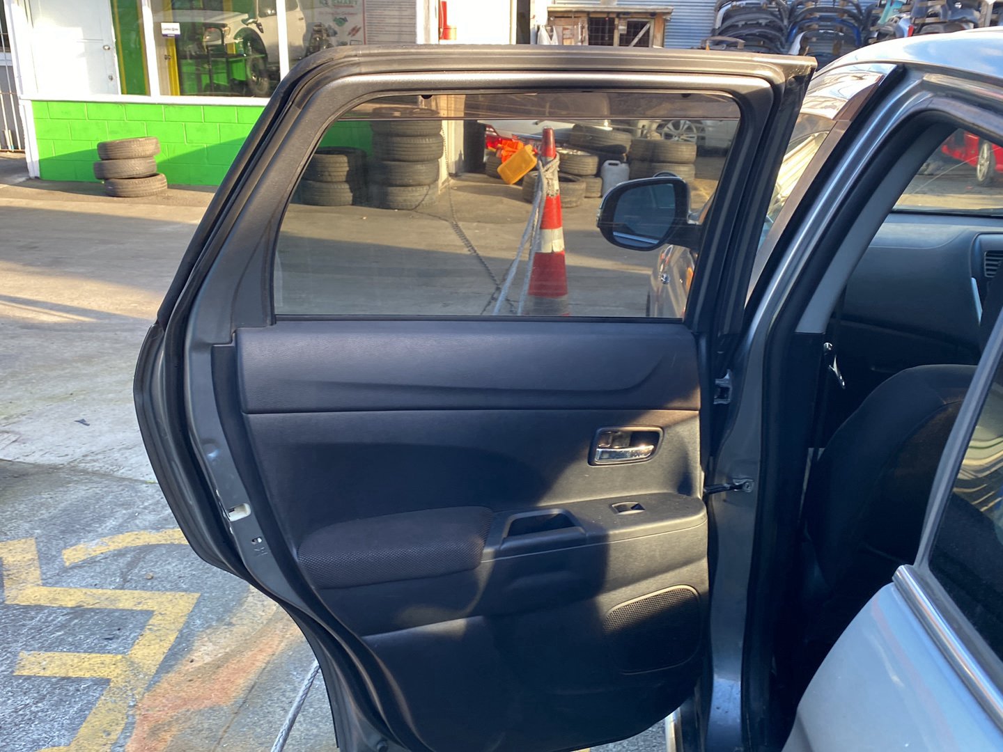 2010 Mitsubishi RVR NKE165  Dismantling For Parts