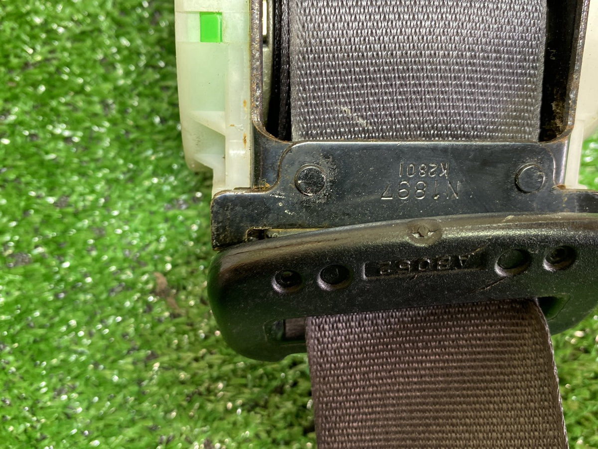 2002 Used Toyota Caldina - Centre Seat Belt PN:
