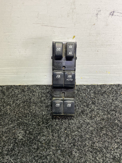 2016 Subaru Outback - Master Power Window Switch