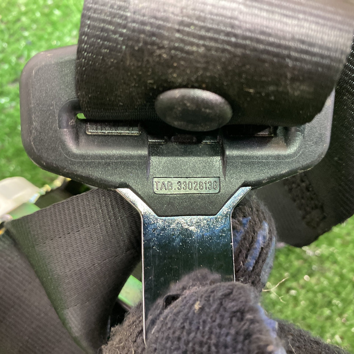 2007 Ford Mondeo - Rear Centre Seat Belt PN: See photos