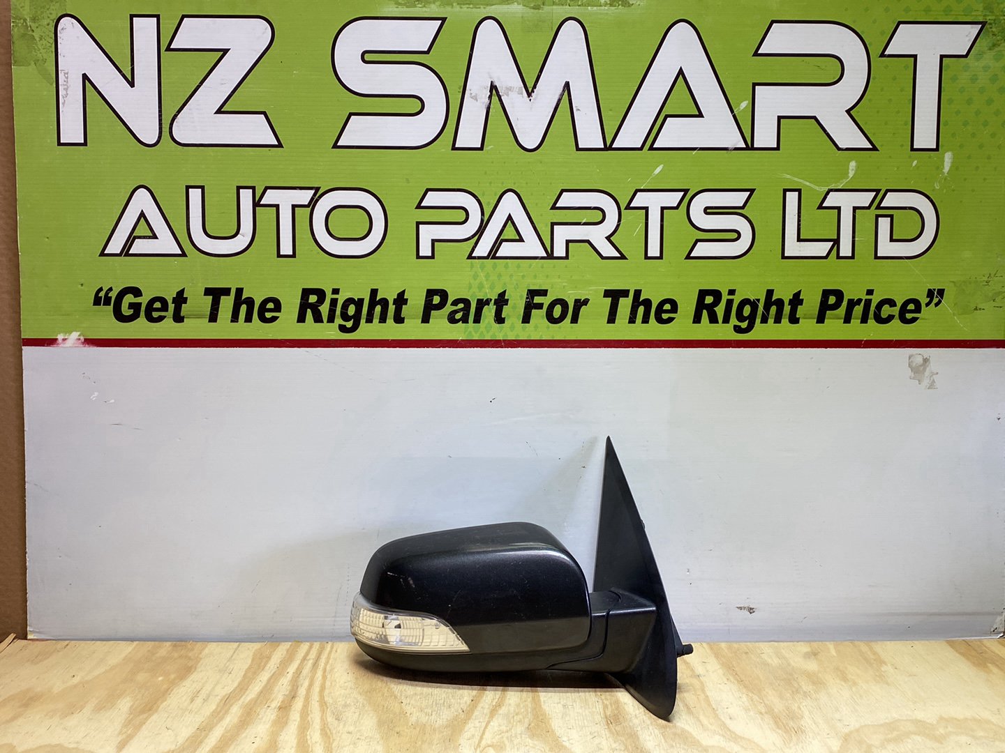 2010 Ford Territory - Right Door Mirror PN: 5 wires