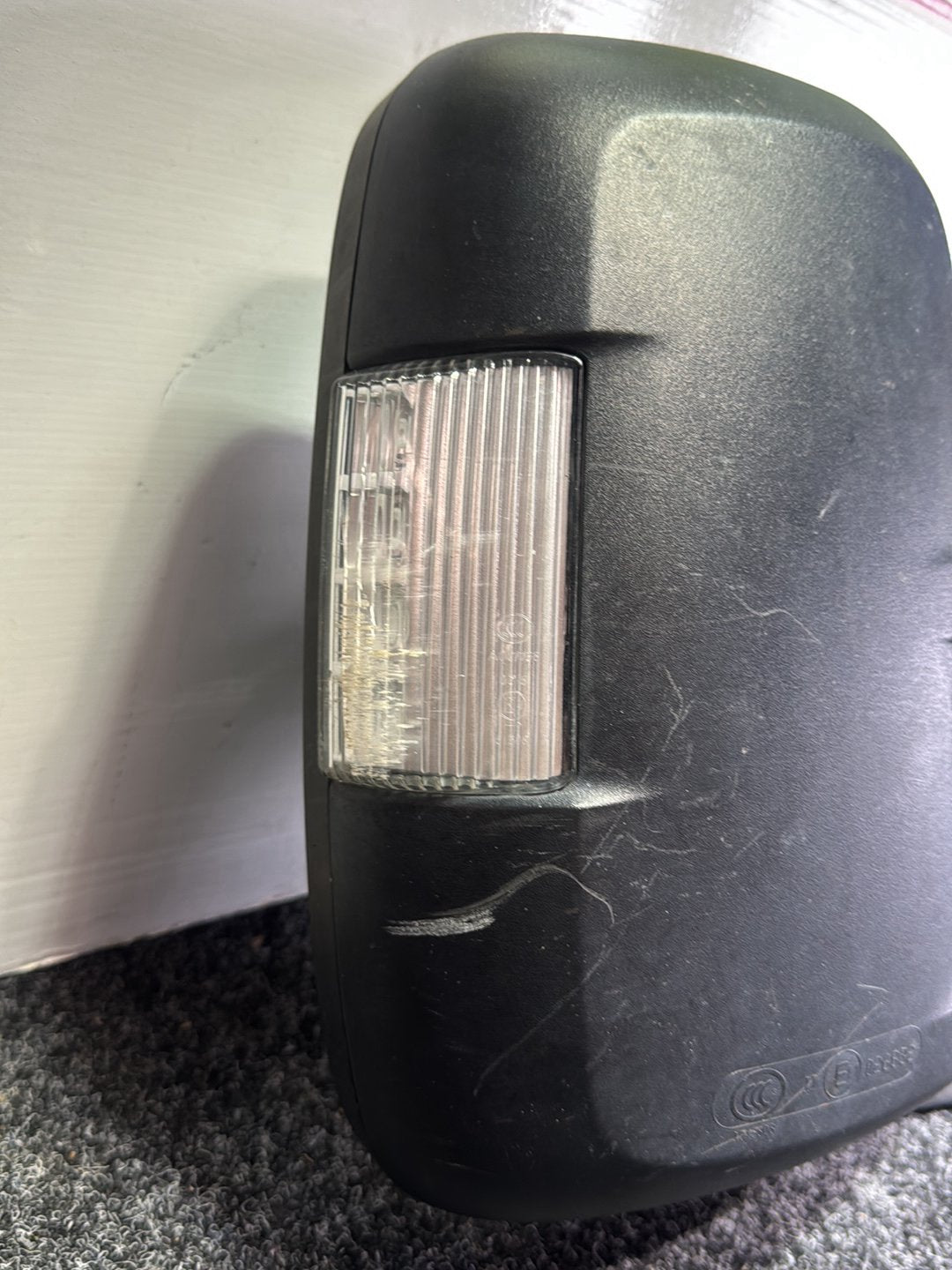 2018 LDV V80 - Right Door Mirror PN: 5 wires