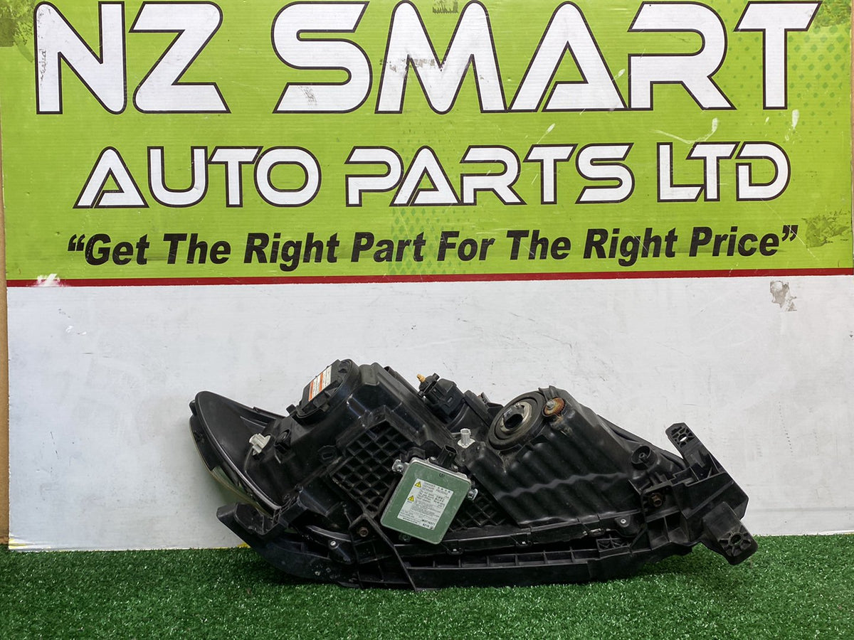 2009 Honda Odyssey RB3 - Left Headlight PN: STANLEY P7692