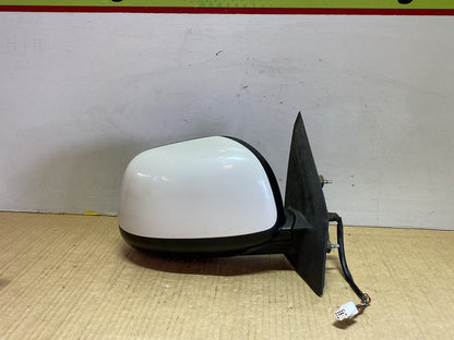2006 Mitsubishi Outlander CW5W - Right Door Mirror PN: 7 wires