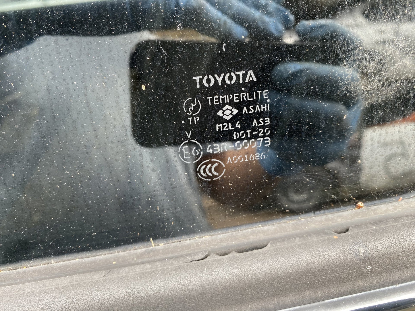 2004 Toyota Estima Aeras ACR30 Dismantling For Parts